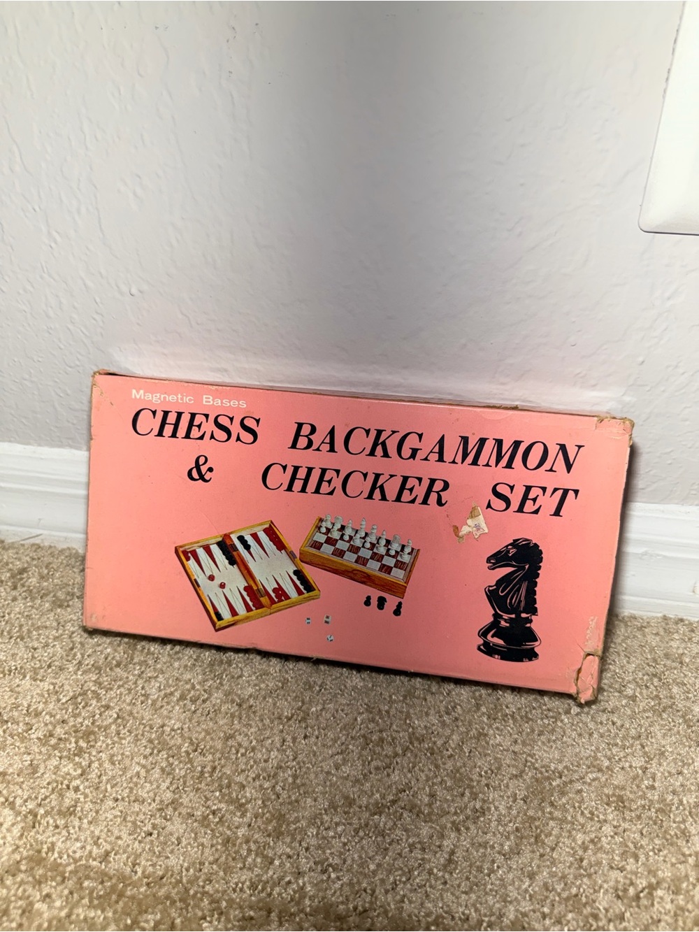 Vintage Magnetic Chess Backgammon Checkers 3-in-1 Folding Travel Game Set